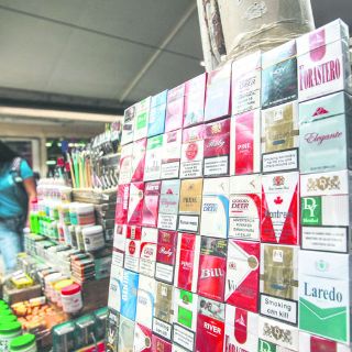 Toleran venta de cigarros ilegales en el Centro Histórico tapatío