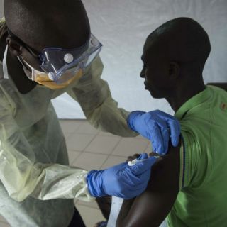 Vacuna contra ébola resulta exitosa en Guinea