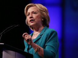 La ex secretaria de Estado Hillary Clinton da un discurso durante el Plenario de los Candidatos Presidenciales en Florida. AFP / J. Raedle