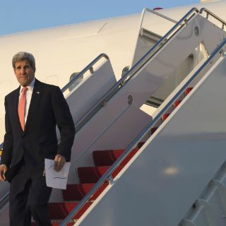 John Kerry parte en gira a Medio Oriente