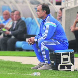Que Marcelo Bielsa ya tiene una oferta para dirigir al Tri