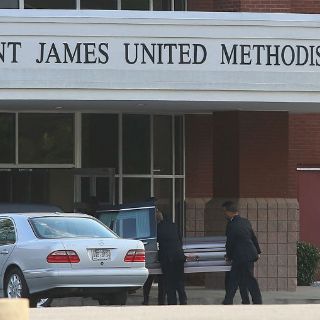 Disputa familiar durante funeral de Bobbi Kristina