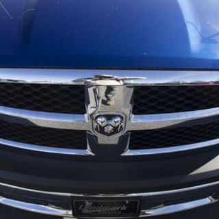 Fiat Chrysler llama a reparar Dodge Chargers por falla