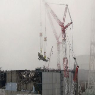 Retiran equipamiento de 20 toneladas de reactor de Fukushima