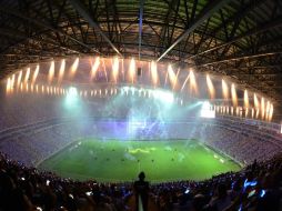 Cincuenta mil aficionados asistieron al partido; previo al juego se hizo un homenaje a grandes jugadores y entrenadores del club. MEXSPORT / J. Martínez