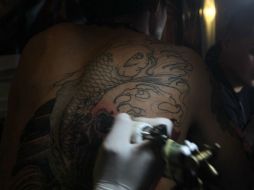 Para poder trabajar, los establecimientos deben tener las debidas licencias y conocimientos y prácticas slaubres. EFE / ARCHIVO