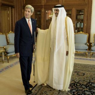 John Kerry se reúne con emir de Qatar para analizar acuerdo con Irán