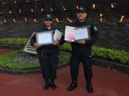 Ceja Mora y Rodríguez Estrada fueron reconocidos por su entrega a la ciudadanía. ESPECIAL / Secretaría de Seguridad Ciudadana