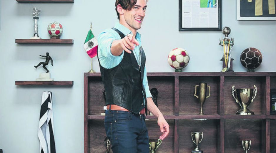 Luis gerardo Méndez. El actor repite mancuerna con el director Gaz Alazraky. Es quien da vida a Chava. ESPECIAL / Netflix