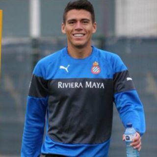 Héctor Moreno analiza ofertas de Holanda e Italia