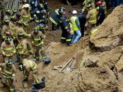 Una persona murió tras el derrumbe que se presentó este martes. SUN / F. Ramírez