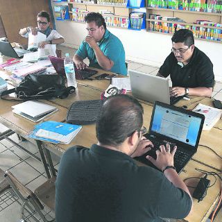 Maestros pagan asesorías para su evaluación