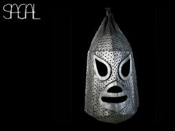 La pieza tiene dimensiones aproximadas de casi dos metros de alto y casi 60 kilos de peso. ESPECIAL / josesacal.com