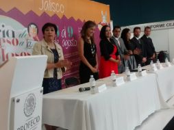 Autoridades municipales y de la Profeco inauguran la Feria de Regreso a Clases 2015 en Zapopan. EL INFORMADOR / V. Arenas