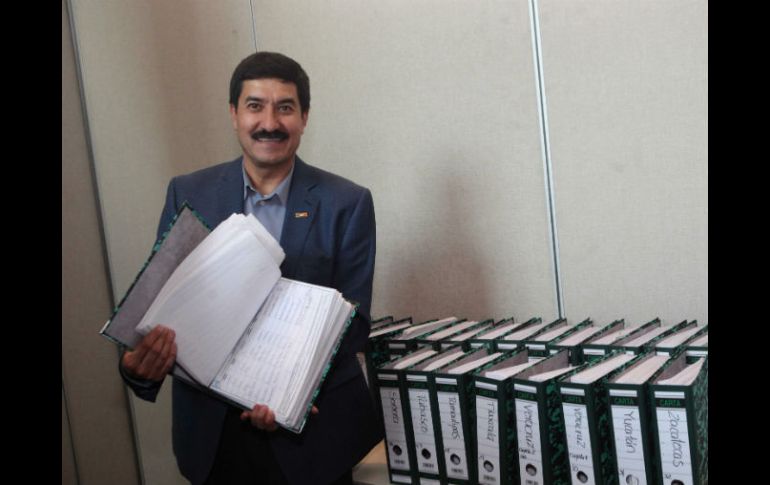 De gira por Querétaro, Corral Jurado dice que de llegar a la dirigencia del partido habrá igualdad frente a los militantes. SUN / ARCHIVO