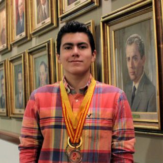 Estudiante mexicano, tercer lugar en competencia mundial de matemáticas