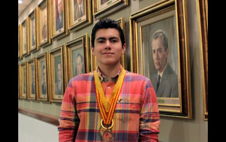 Isaac Jair Jiménez Uribe enfatizó que el esfuerzo, la disciplina y la perseverancia son la clave para lograr el éxito. ESPECIAL / Gobierno de Sinaloa