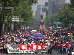 La Sección 22 convocó a una marcha masiva para el 14 de agosto; la UNPF busca que padres suplan a maestros. NTX / ARCHIVO