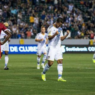 Giovani dos Santos debuta con gol en triunfo del Galaxy