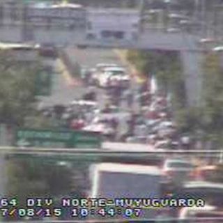 Manifestantes bloquean importante avenida del DF