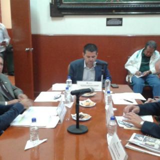 Reinician compra de seguros en el Congreso de Jalisco