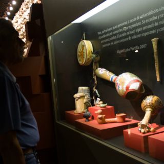 Exposición muestra faceta artística del imperio azteca