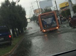 Los cruces con más afectaciones son Rafael Sanzio y Guadalupe, a lo largo de López Mateos y Vallarta hacia Periférico. TWITTER / @andreaolverag