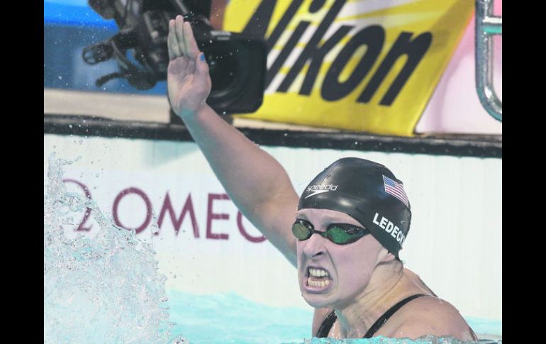 La estadounidense Katie Ledecky celebra después de ganar los 800m estilo libre en el Mundial de Kazán, en Rusia. AP / M. Sohn