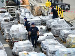 EU ha decomisado por vía marítima más de 50 toneladas de droga, lo que representan mil 800 MDD de pérdidas para el narco. AFP / US COAST GUARD