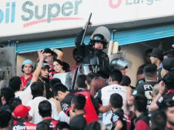 Tras los hechos violentos en el Clásico Tapatío de la Liguilla pasada se modificaron las leyes. EL INFORMADOR / ARCHIVO