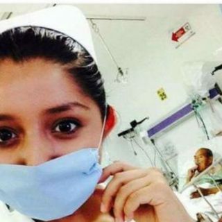 Otra estudiante de enfermería genera polémica por 'selfie'