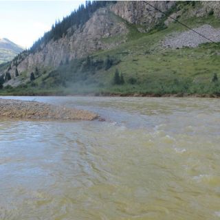Derrame tóxico de mina en Colorado se extiende por suroeste de EU