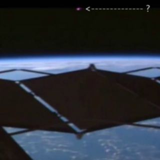 La NASA capta extraño objeto cerca de la EEI