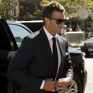 Tom Brady ofrece disculpa a Peyton Manning