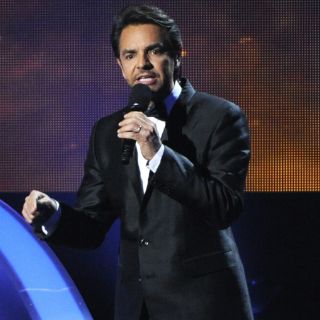 Silvia, Eugenio y Aislinn Derbez serán honrados en LA