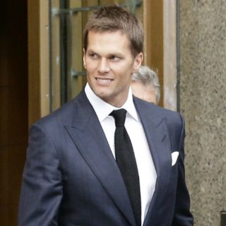 Piden a NFL pruebas que liguen a Brady con balones desinflados