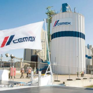 Cemex vende operaciones en Europa; reducirá deuda