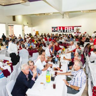 Festejan 50 años de la Vieja Guardia rojinegra