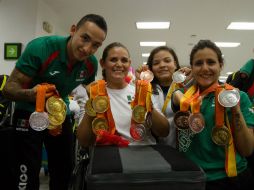 Miranda (segunda de izq. a der.) es todo un ejemplo de fortaleza, la veracruzana obtuvo seis medallas. NTX / A. Pérez