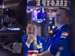 Wall Street espera la publicación de las minutas de reunión de Fed. AP / ARCHIVO