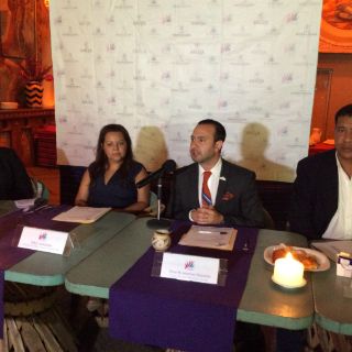 Tres casas tequileras expiden su 'pasaporte'