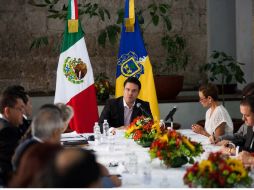 El gobernador, durante la sesión del Consejo Estatal para Prevenir, Atender y Erradicar la Violencia contra las Mujeres (Capaevim). TWITTER / @AristotelesSD