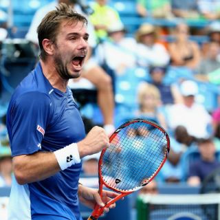 Wawrinka avanza tras pasar susto en Cincinnati