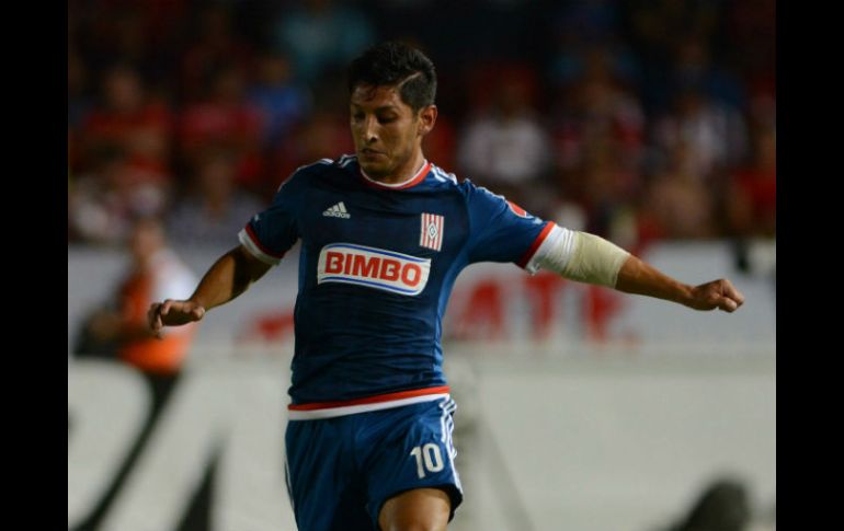 Indica que a Reyna le ayudaron en todos los aspectos, platicaron con él, que el equipo lo necesitaba ya al cien y no respondió. MEXSPORT / ARCHIVO