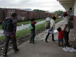Los guatemaltecos fueron certificados médicamente y se les proporcionó alimento. NTX / ARCHIVO
