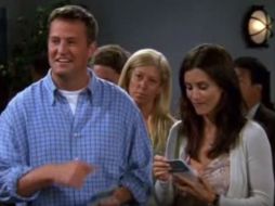 Las imágenes fueron eliminadas del episodio 'En el que Rachel le cuenta a Ross'. YOUTUBE / bagurka