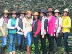 Sofi Gallardo, Kiki Michel, Erika Chavolla, Iliana Ruizvelasco, Julie Bilbao, Susy García, Ale Salcedo, Susy González y Mónica Gallardo  /