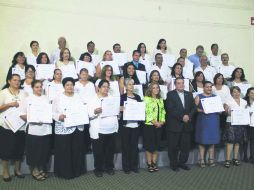Reconocimiento. Los graduados dijeron que 'la experiencia divina nos lleva a continuar con más aprendizajes'. ESPECIAL /