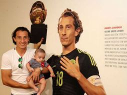 Guardado es uno de los jugadores más queridos en el PSV. TWITTER / @psv