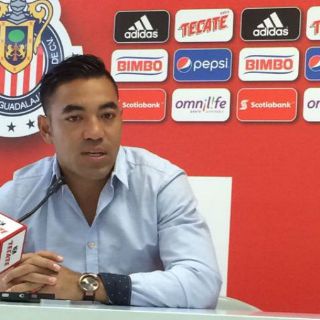 Marco Fabián lamenta cambio de Reyna